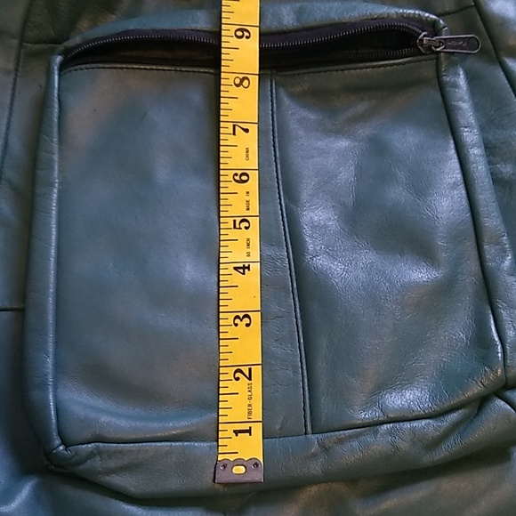 Vintage leather backpack bag! - Picture 12 of 12